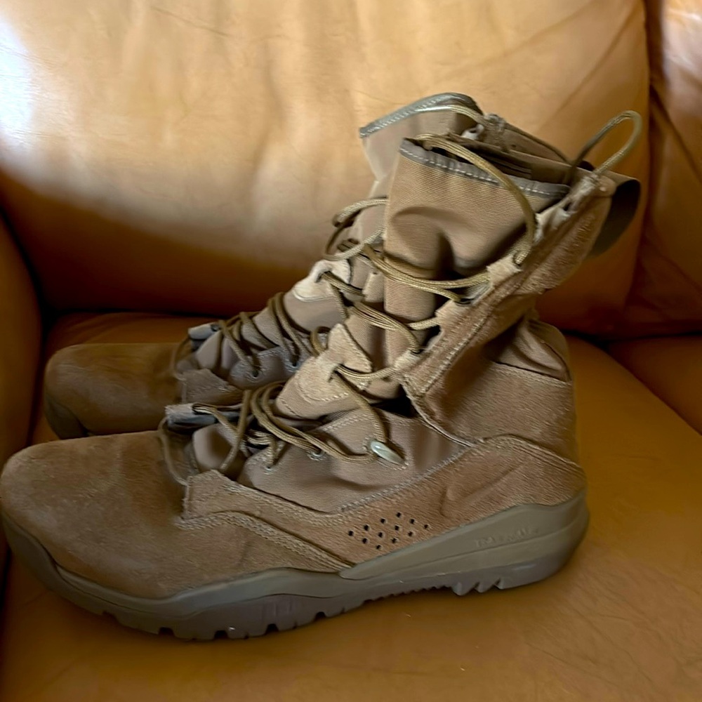 Nike SFB Field Boots Sz 13M